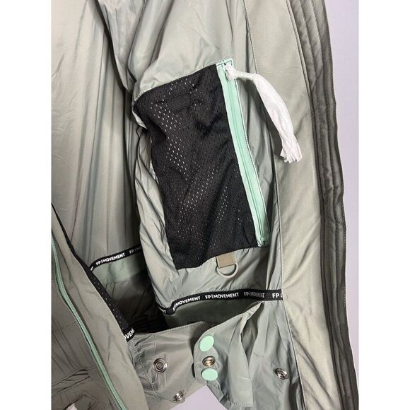 NEW Free People FP Movement All Prepped Ski Jacket in Greyed Olive Sage Large - Picture 12 of 15